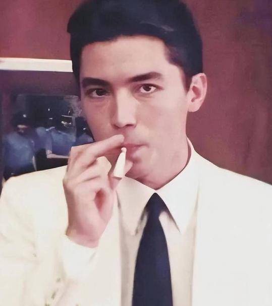 魅影奇侠 尊龙动作片